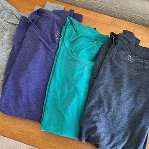 Gap GapFit Breathe Long Sleeve 4-pack small shirts with thumb holes